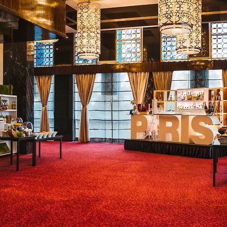 Sofitel Mumbai Bkc Hotell Exteriör bild Lobby